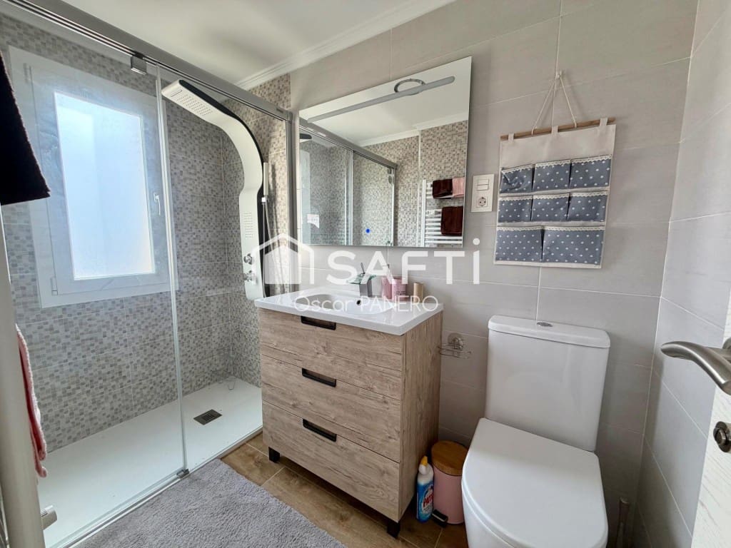 3 sovrum Lägenhet till salu i Leon stad - 275 000 € (Ref: 10030232)