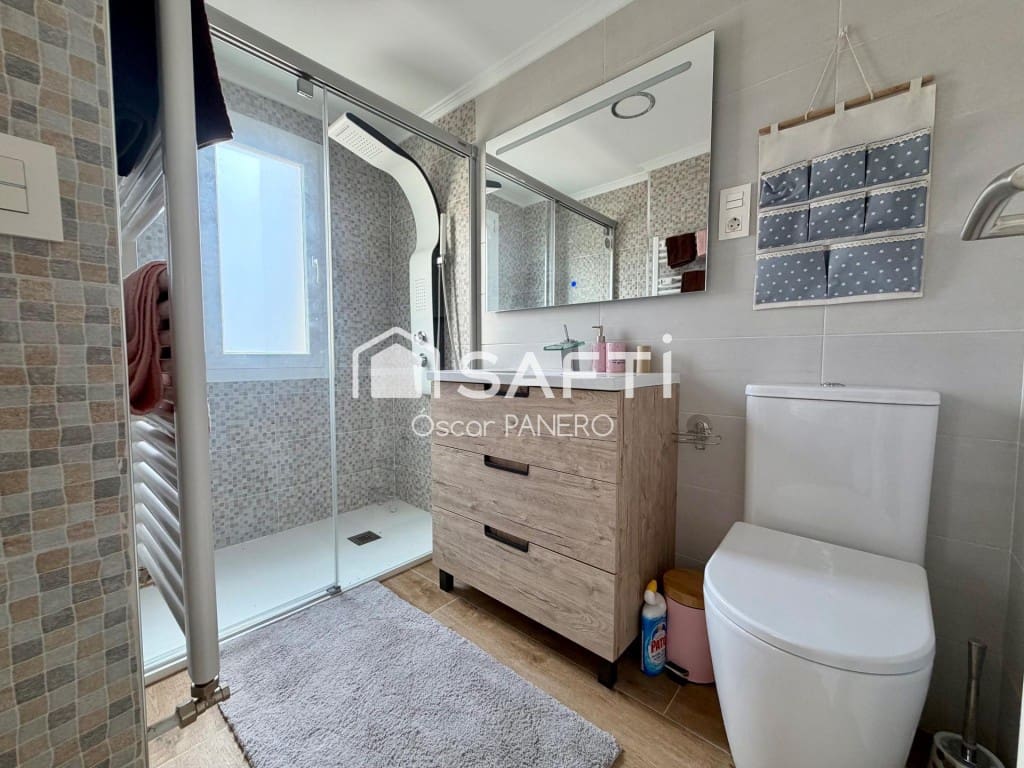 3 sovrum Lägenhet till salu i Leon stad - 275 000 € (Ref: 10030232)