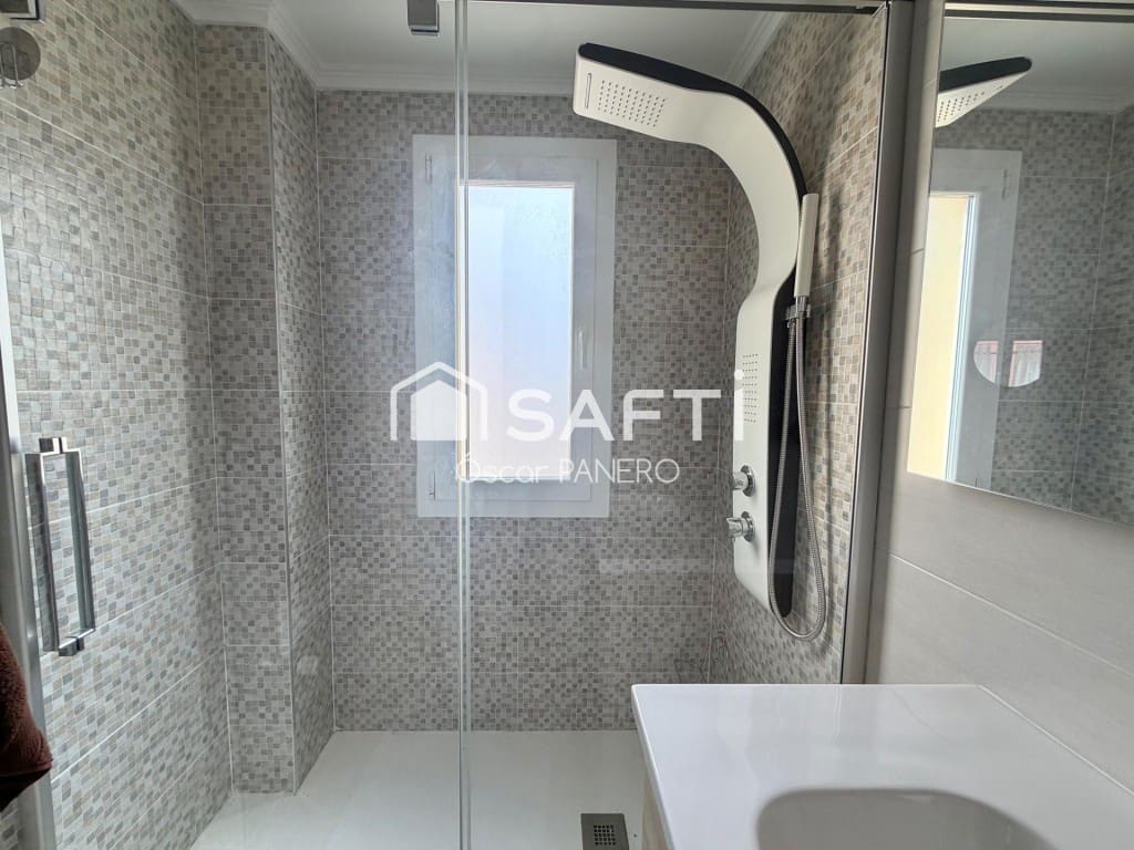 3 sovrum Lägenhet till salu i Leon stad - 275 000 € (Ref: 10030232)