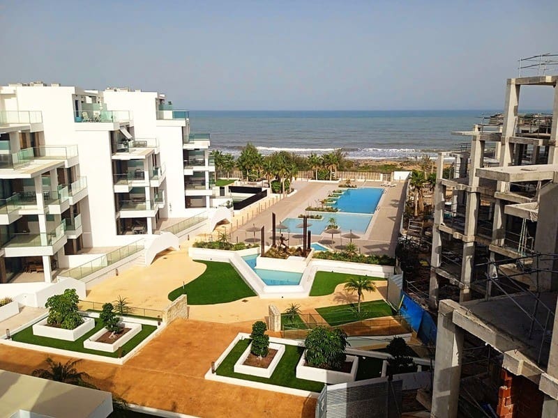 Apartamento de 3 habitaciones en Dénia en venta con piscina - 525.000 € (Ref: 10030235)
