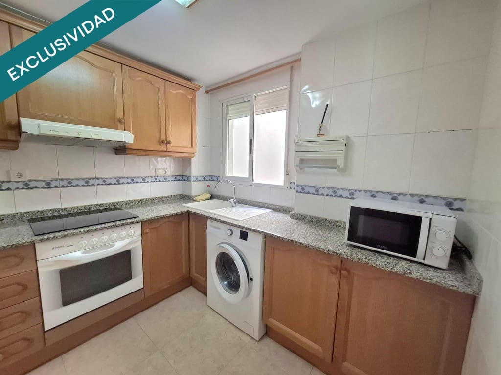 2 quarto Apartamento para venda em Oropesa  com piscina - 140 000 € (Ref: 10031700)