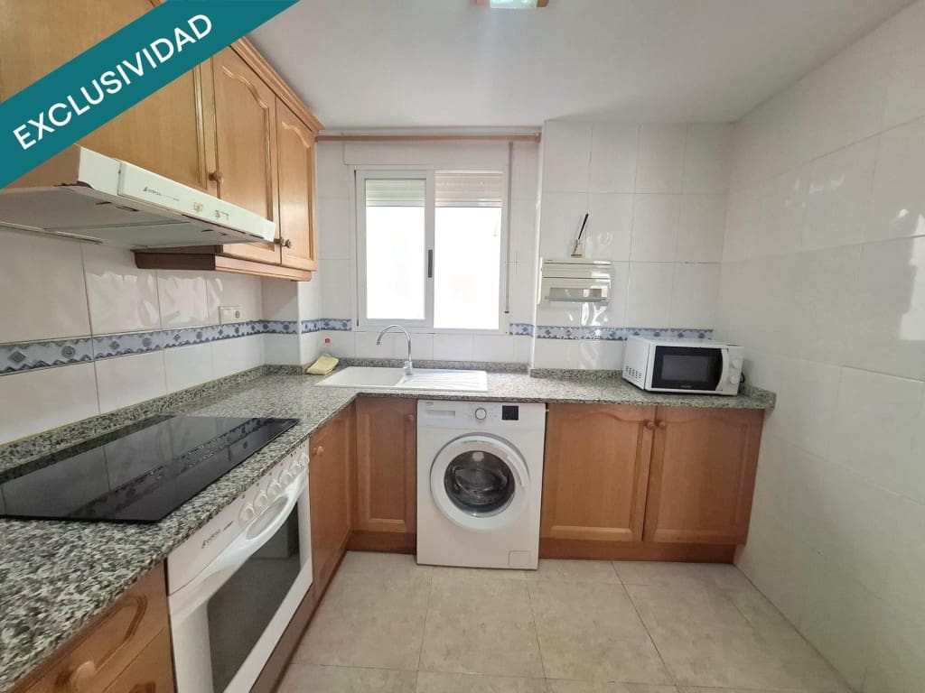 2 quarto Apartamento para venda em Oropesa  com piscina - 140 000 € (Ref: 10031700)