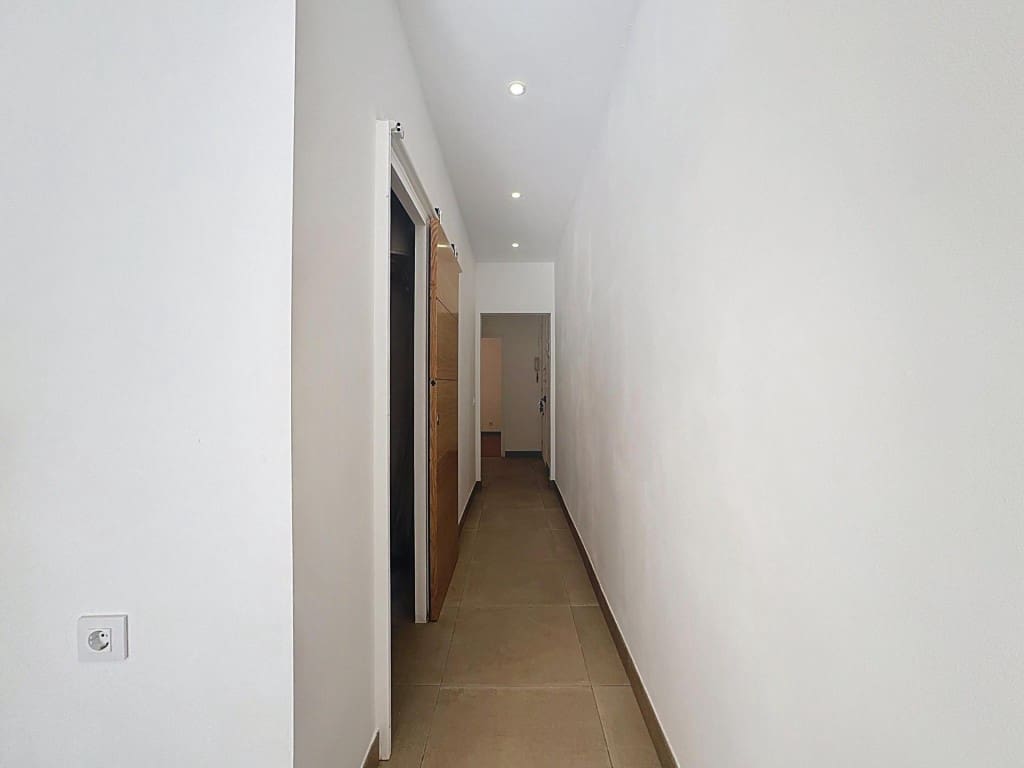2 bedroom Apartment for sale in Roses - € 199,000 (Ref: 10031702)