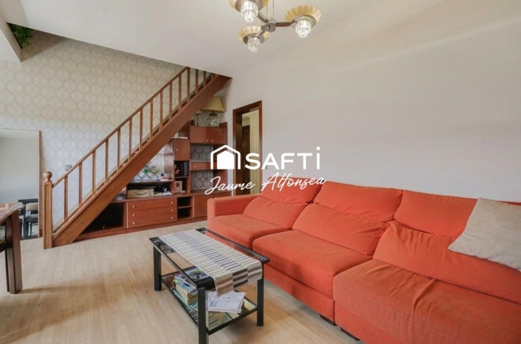 3 slaapkamer Appartement te koop in L'Hospitalet de Llobregat met garage - € 490.000 (Ref: 10033620)