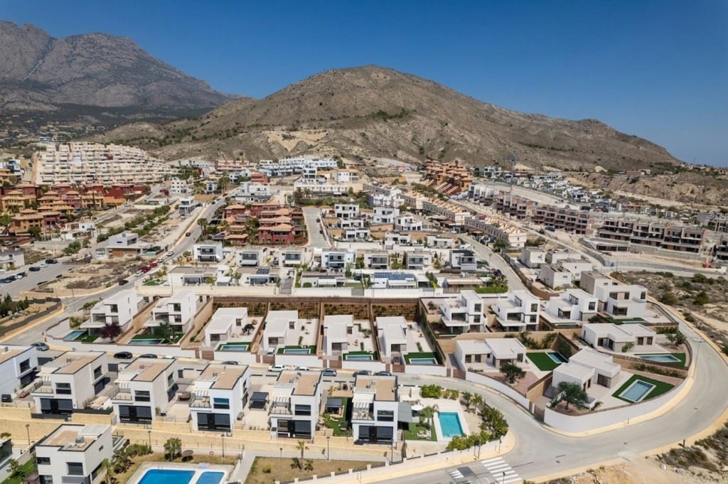3 bedroom Villa for sale in Finestrat - € 690,950 (Ref: 10033634)