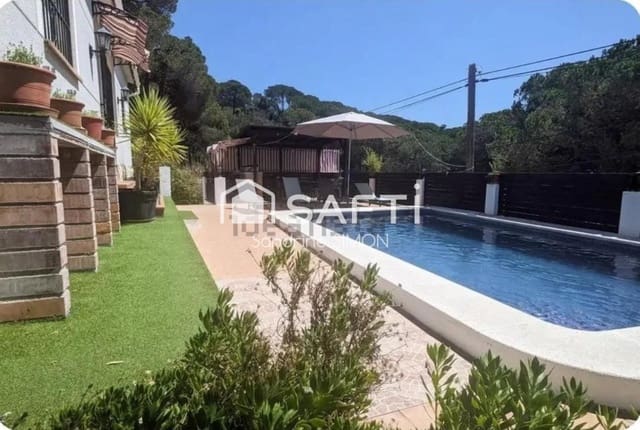 4 camera da letto Villa in vendita in Aiguaviva Parc, Vidreres - 299.000 € (Rif: 10035088)