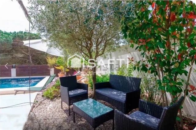 4 camera da letto Villa in vendita in Aiguaviva Parc, Vidreres - 299.000 € (Rif: 10035088)