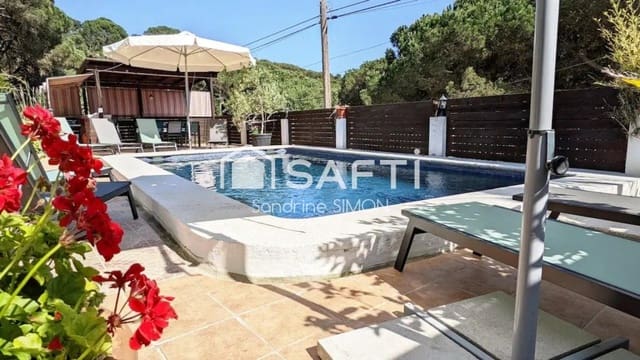 4 camera da letto Villa in vendita in Aiguaviva Parc, Vidreres - 299.000 € (Rif: 10035088)
