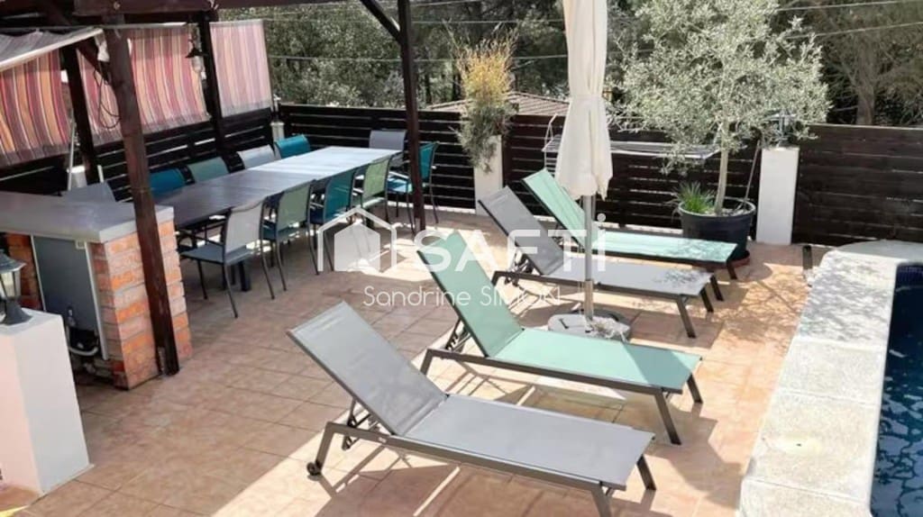 4 sypialnia Willa na sprzedaż w Vidreres - 299 000 € (Ref: 10035088)