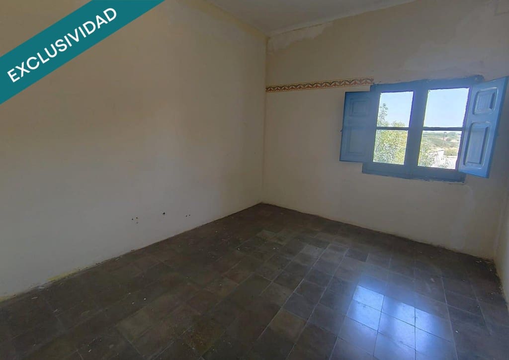 2 bedroom Villa for sale in Torres de Barbues with garage - € 79,000 (Ref: 10035094)