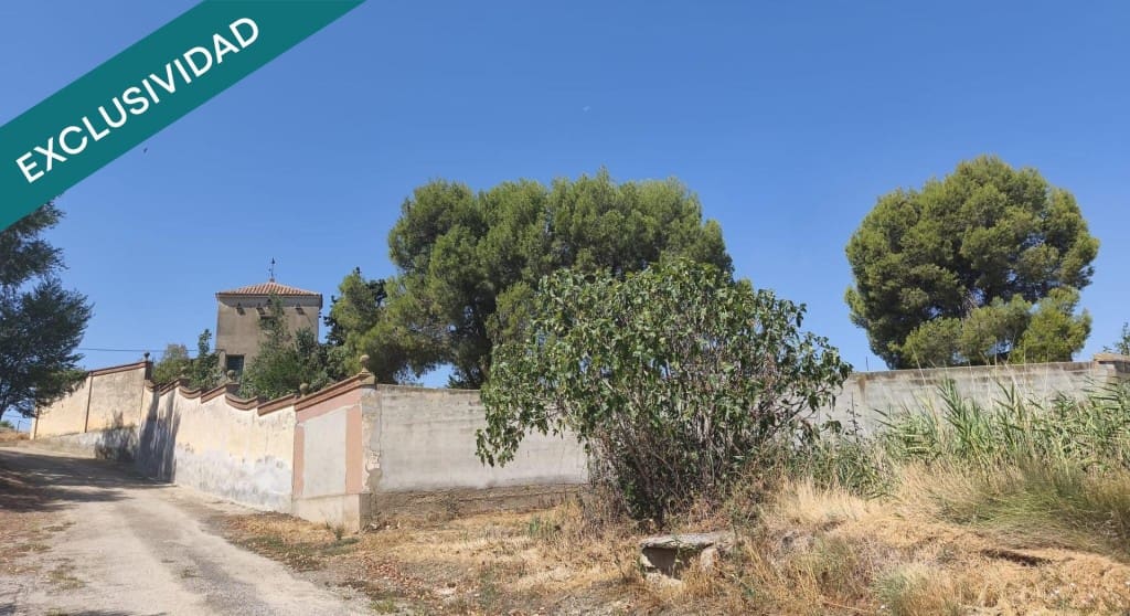 2 bedroom Villa for sale in Torres de Barbues with garage - € 79,000 (Ref: 10035094)