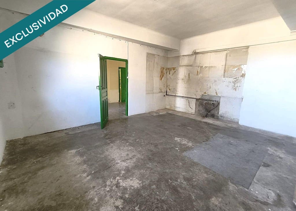 2 bedroom Villa for sale in Torres de Barbues with garage - € 79,000 (Ref: 10035094)