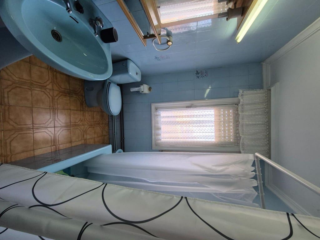 3 slaapkamer Appartement te koop in Almanza - € 65.000 (Ref: 10035095)