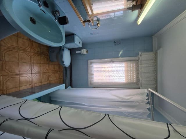 3 Zimmer Apartment zu verkaufen in Almanza - 65.000 € (Ref: 10035095)