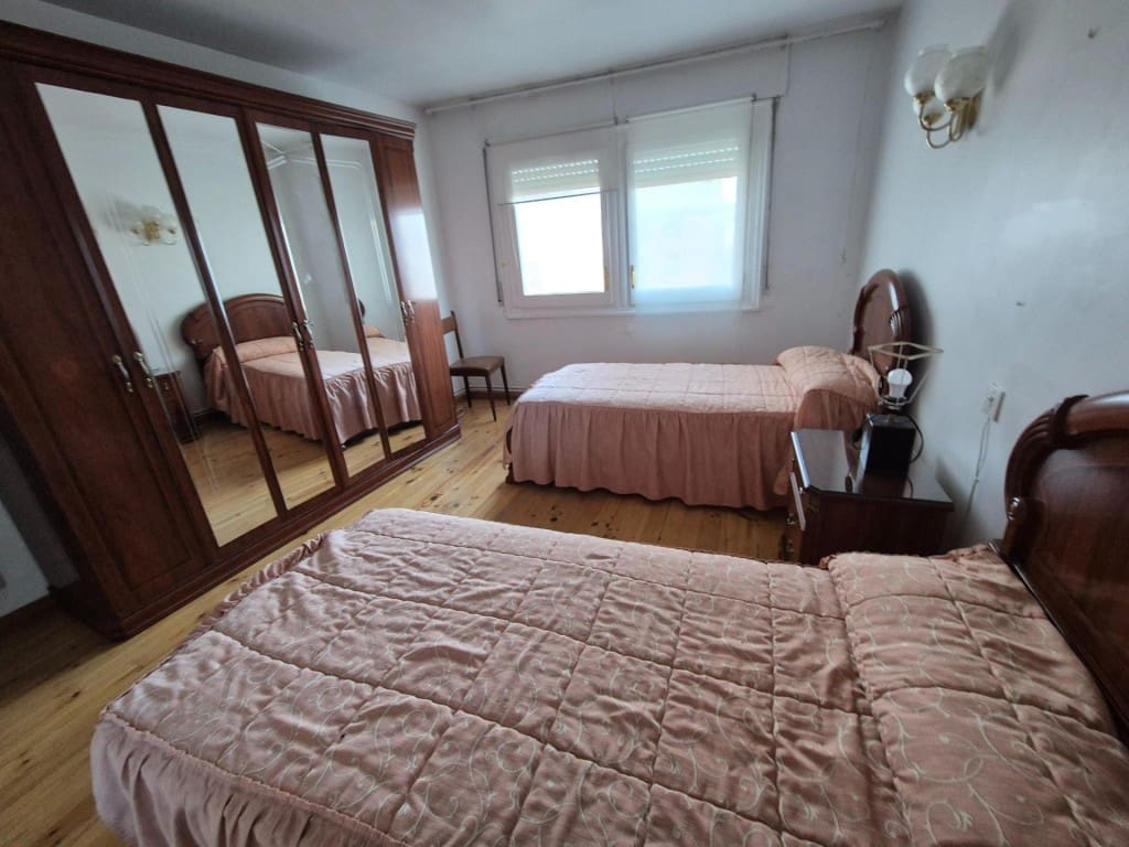 3 slaapkamer Appartement te koop in Almanza - € 65.000 (Ref: 10035095)