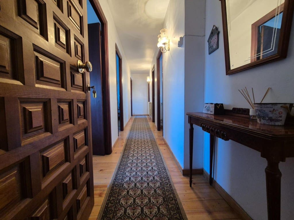 3 slaapkamer Appartement te koop in Almanza - € 65.000 (Ref: 10035095)