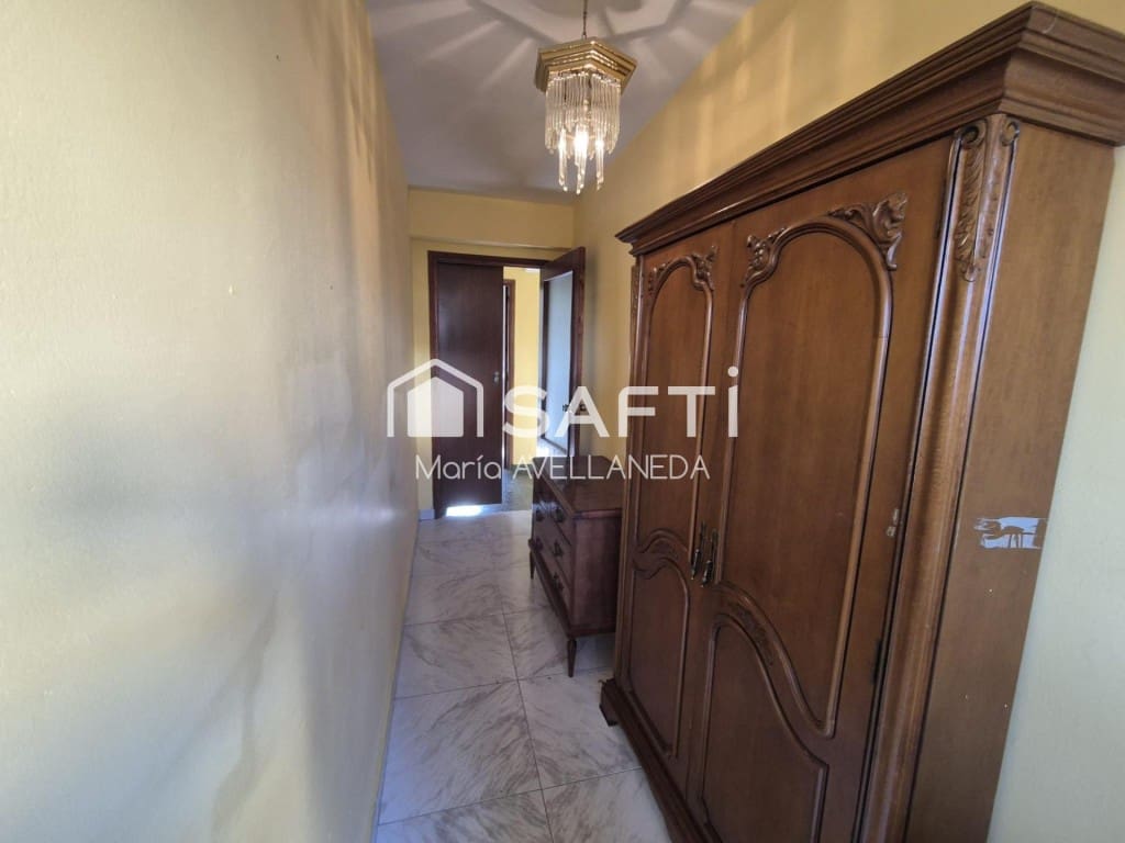 4 chambre Villa/Maison à vendre à San Andres del Rabanedo - 210 000 € (Ref: 10035096)