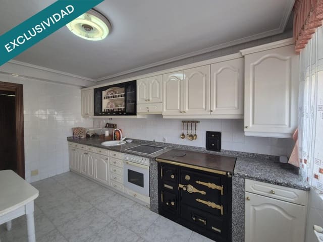 4 chambre Villa/Maison à vendre à San Andrés del Rabanedo - 210 000 € (Ref: 10035096)