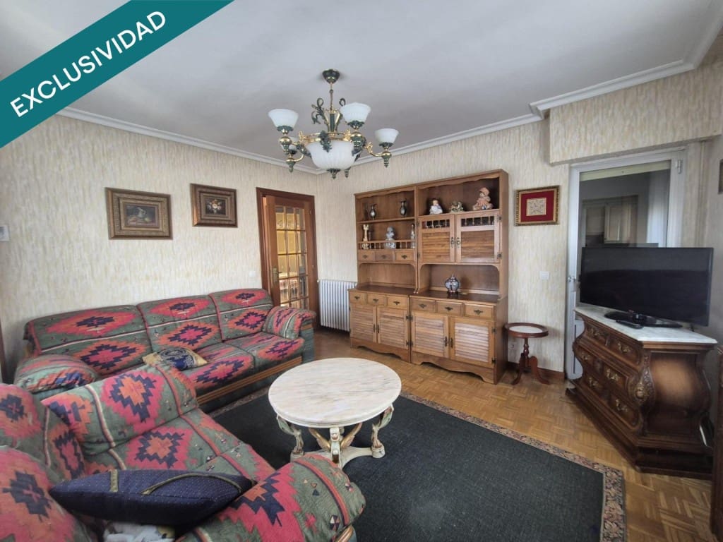 4 chambre Villa/Maison à vendre à San Andres del Rabanedo - 210 000 € (Ref: 10035096)