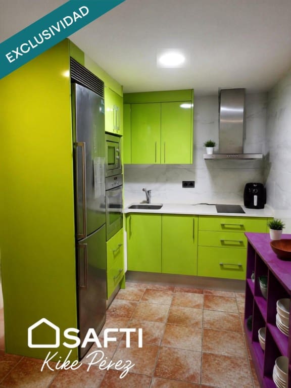 4 bedroom Villa for sale in Rubi with pool garage - € 578,000 (Ref: 10035097)