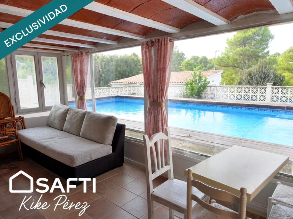 4 bedroom Villa for sale in Rubi with pool garage - € 578,000 (Ref: 10035097)