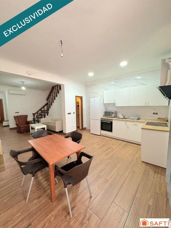 4 makuuhuone Rivitalo myytävänä paikassa Villanueva de la Reina - 68 000 € (Ref: 10035098)
