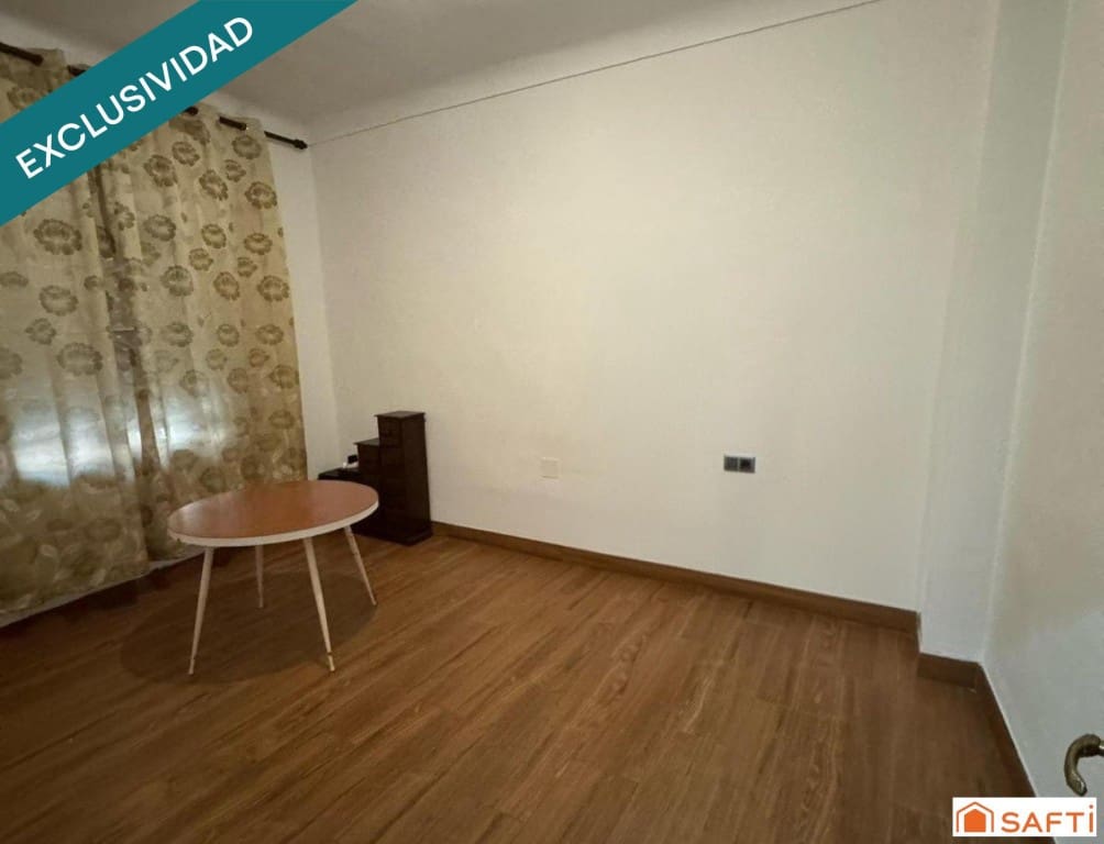 4 makuuhuone Rivitalo myytävänä paikassa Villanueva de la Reina - 68 000 € (Ref: 10035098)