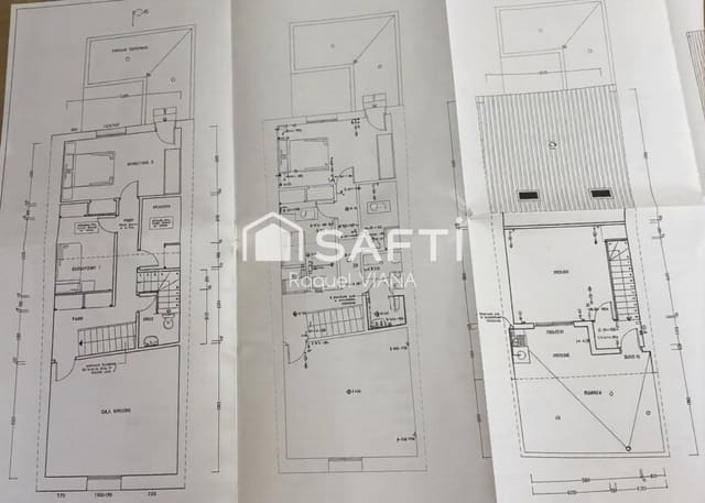 7 soveværelse Rækkehus til salg i Piera - € 230.000 (Ref: 10035102)