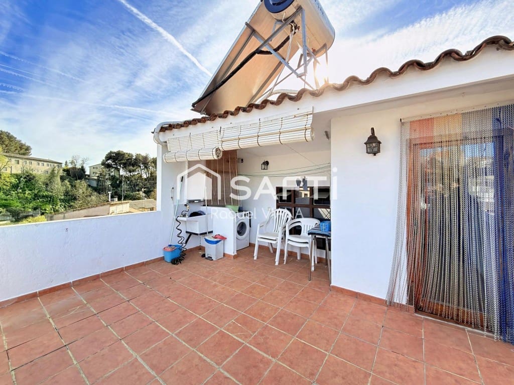 7 sovrum Radhus till salu i Piera - 230 000 € (Ref: 10035102)
