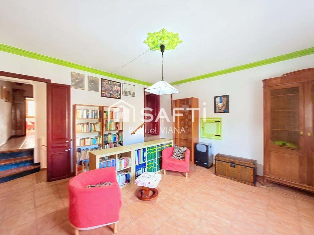 7 sovrum Radhus till salu i Piera - 230 000 € (Ref: 10035102)