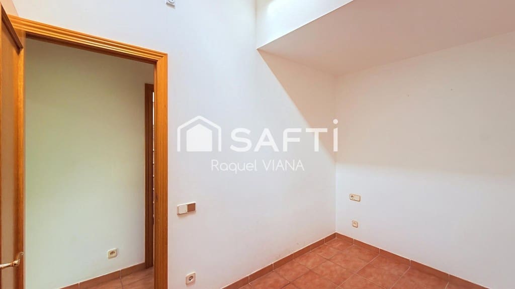 7 sovrum Radhus till salu i Piera - 230 000 € (Ref: 10035102)
