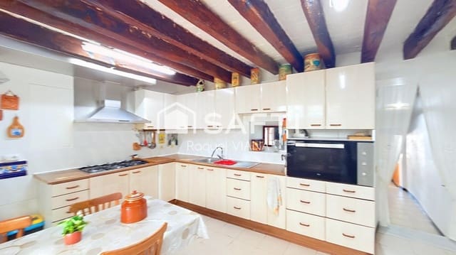 7 sovrum Radhus till salu i Piera - 230 000 € (Ref: 10035102)