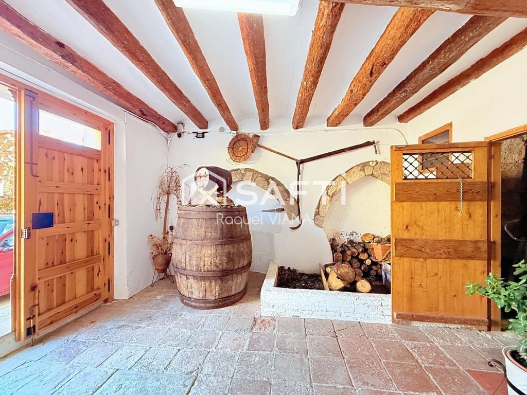 7 sovrum Radhus till salu i Piera - 230 000 € (Ref: 10035102)
