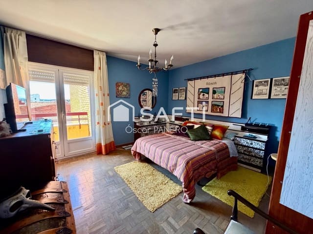 3 slaapkamer Appartement te koop in León stad - € 149.000 (Ref: 10035105)