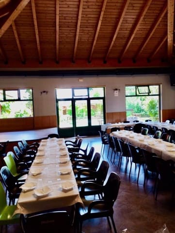 Escritório para venda em Alija del Infantado - 280 000 € (Ref: 10035108)