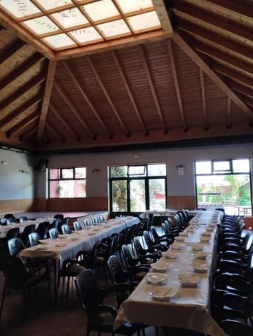 Escritório para venda em Alija del Infantado - 280 000 € (Ref: 10035108)