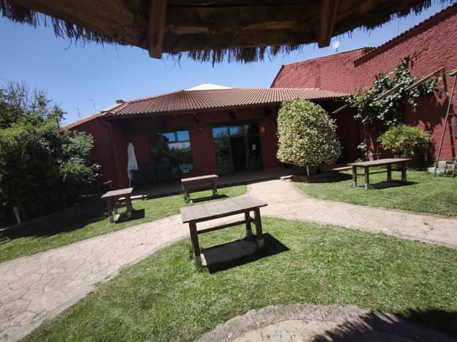Escritório para venda em Alija del Infantado - 280 000 € (Ref: 10035108)