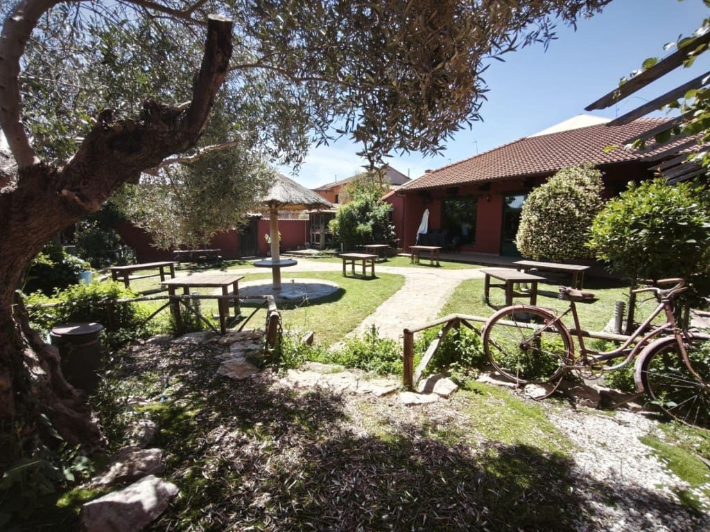 Escritório para venda em Alija del Infantado - 280 000 € (Ref: 10035108)