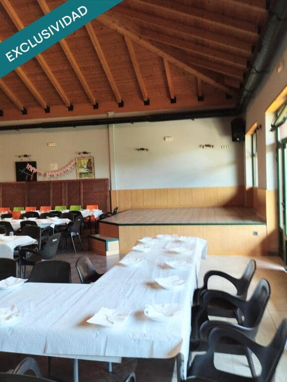 Oficina en Alija del Infantado en venta - 240.000 € (Ref: 10035108)