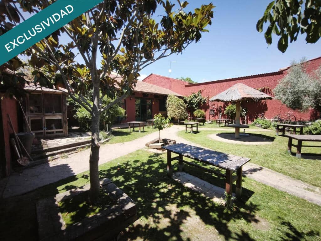 Oficina en Alija del Infantado en venta - 240.000 € (Ref: 10035108)