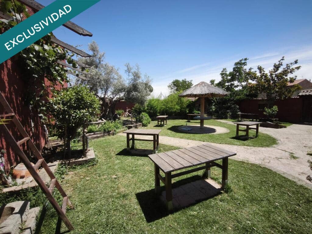 Oficina en Alija del Infantado en venta - 240.000 € (Ref: 10035108)
