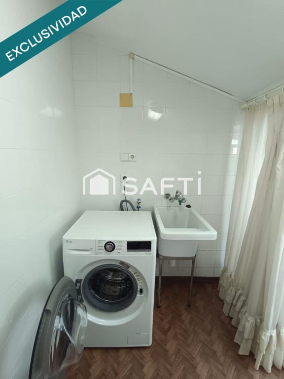 5 bedroom Villa for sale in Petrel / Petrer with garage - € 294,000 (Ref: 10037162)