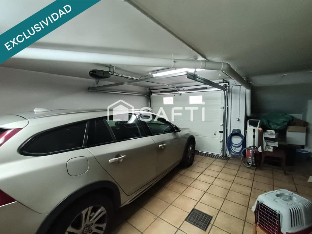 5 bedroom Villa for sale in Petrel / Petrer with garage - € 294,000 (Ref: 10037162)