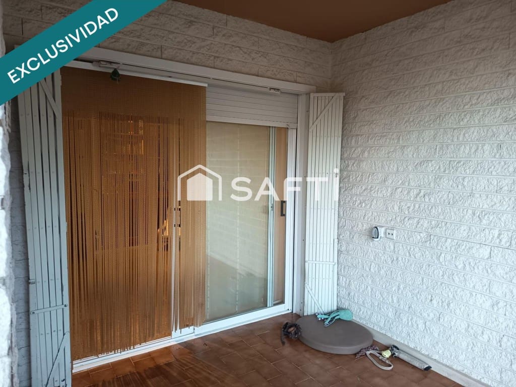 5 bedroom Villa for sale in Petrel / Petrer with garage - € 294,000 (Ref: 10037162)