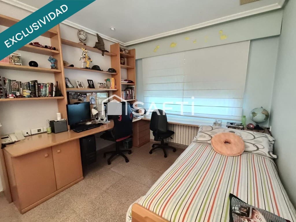 5 bedroom Villa for sale in Petrel / Petrer with garage - € 294,000 (Ref: 10037162)