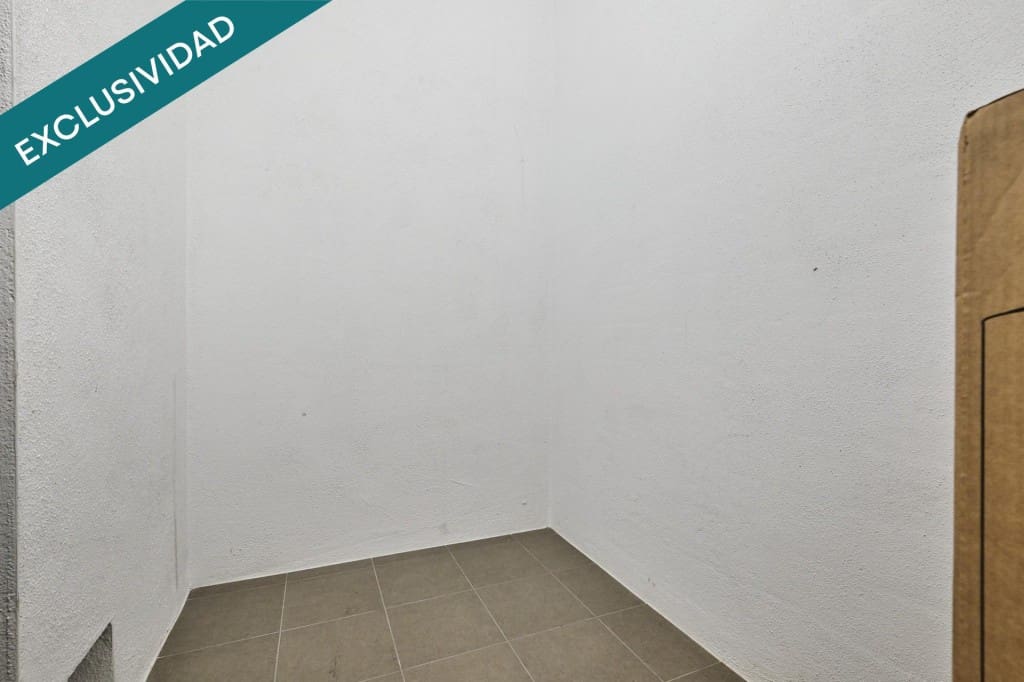 1 soverom Leilighet til salgs i Barcelona by med garasje - € 380 000 (Ref: 10040753)