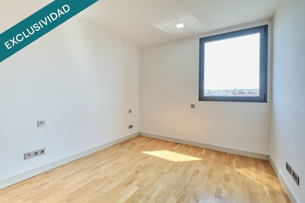 1 soverom Leilighet til salgs i Barcelona by med garasje - € 380 000 (Ref: 10040753)