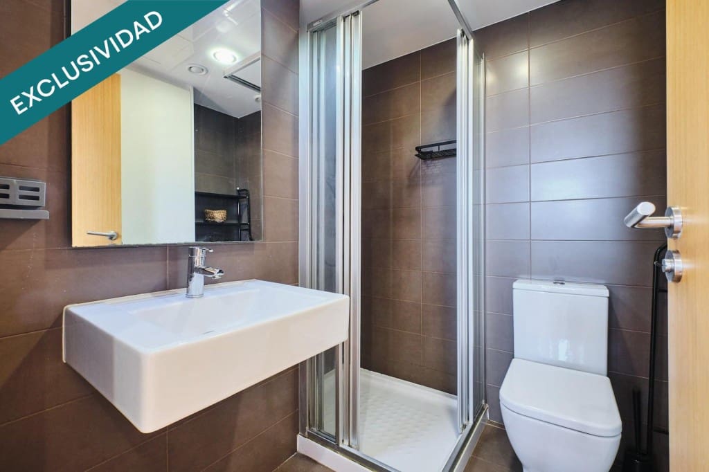 1 soverom Leilighet til salgs i Barcelona by med garasje - € 380 000 (Ref: 10040753)