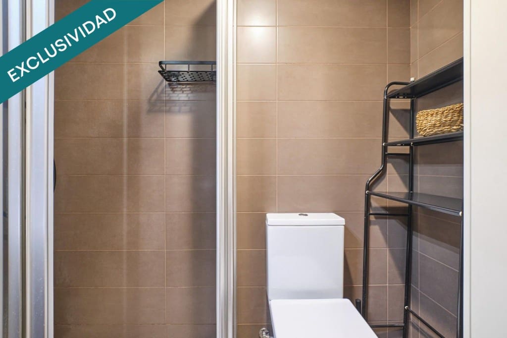 1 soverom Leilighet til salgs i Barcelona by med garasje - € 380 000 (Ref: 10040753)