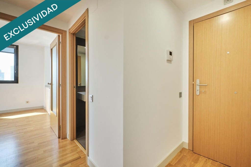 1 soverom Leilighet til salgs i Barcelona by med garasje - € 380 000 (Ref: 10040753)